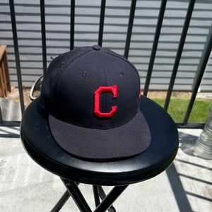 Men’s New Era Cleveland Indians Fitted Cap.